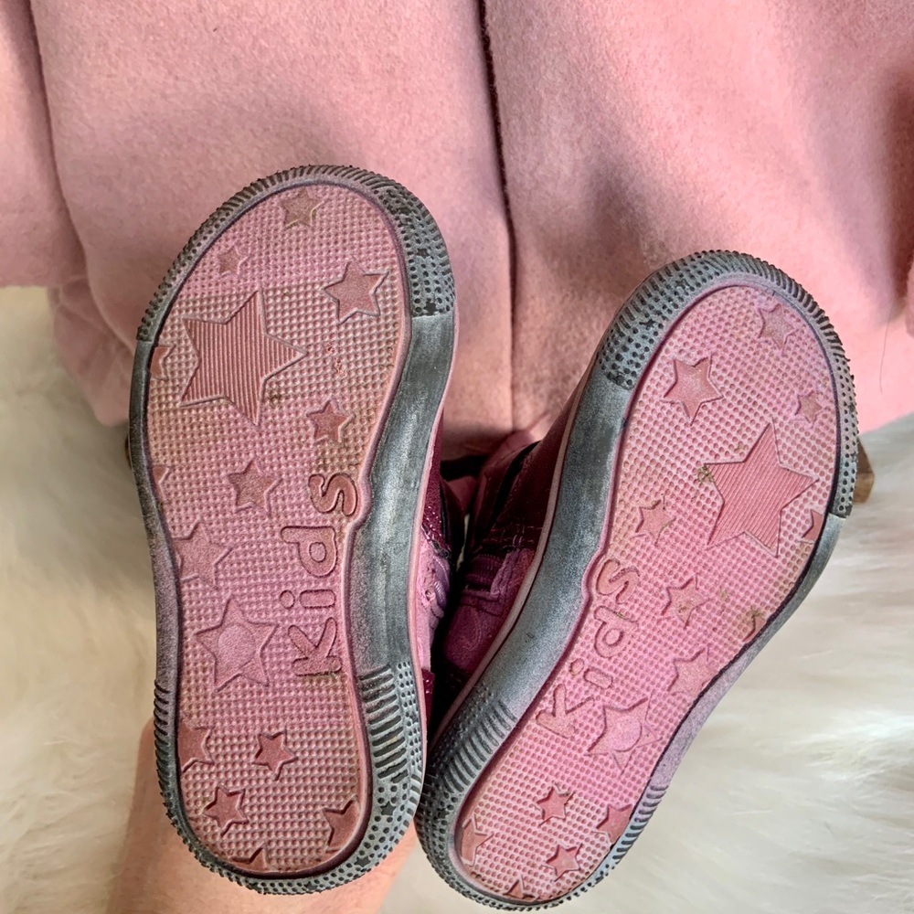 Jelly Beans: Baby’s Pink Ankle Booties - Picture 5 of 6